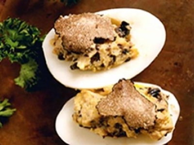 Les œufs mimosa truffés